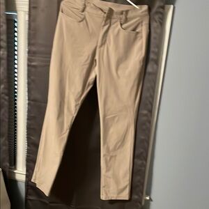 Old Navy Men's Chinos - Tan